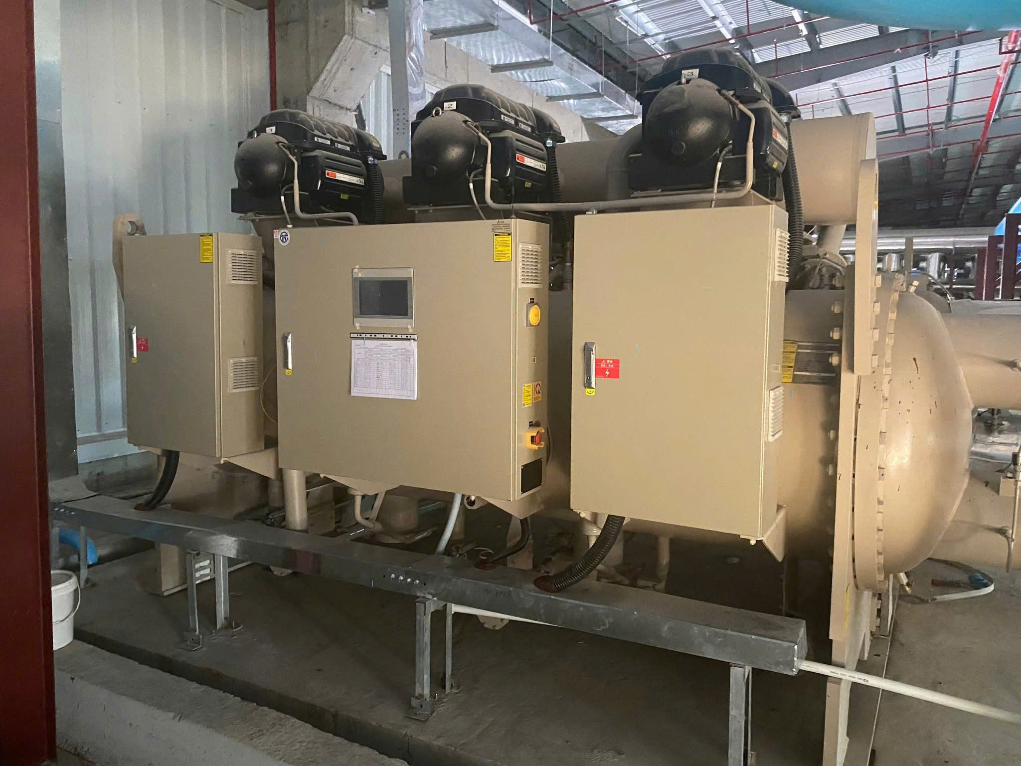 hệ thống làm mát bằng chiller