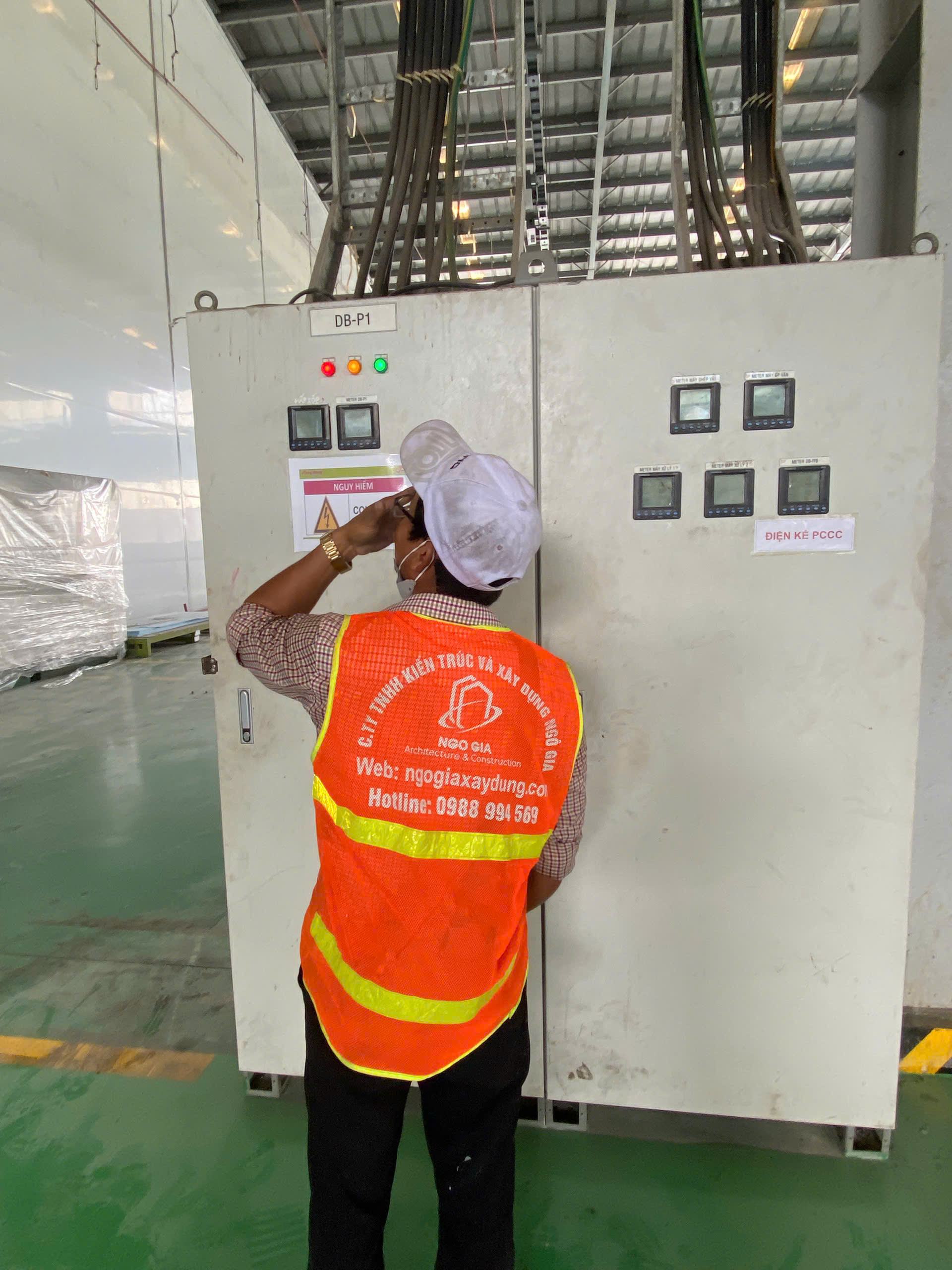 lắp đặt quạt làm mát nhà máy