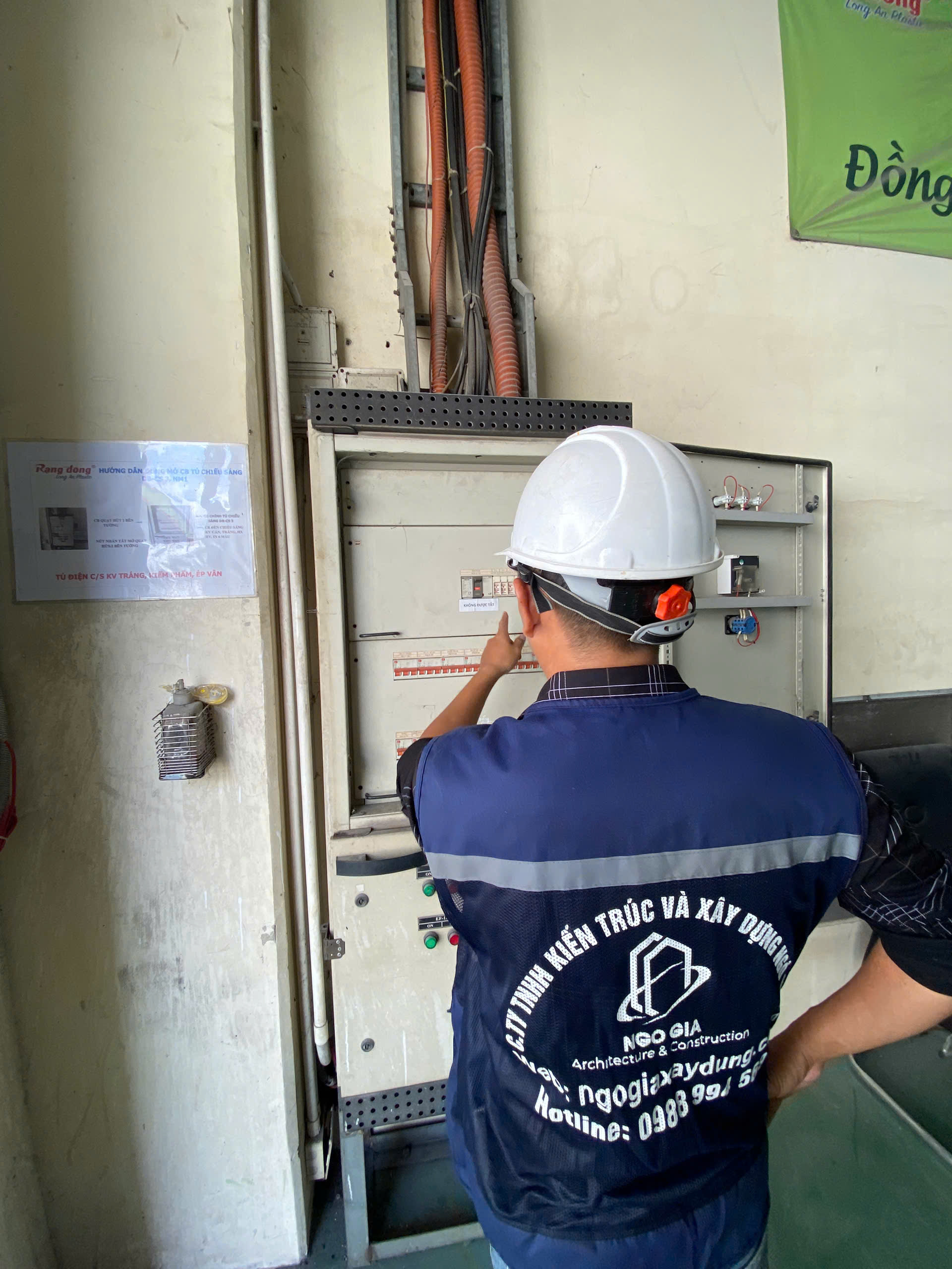 làm mát nhà xưởng