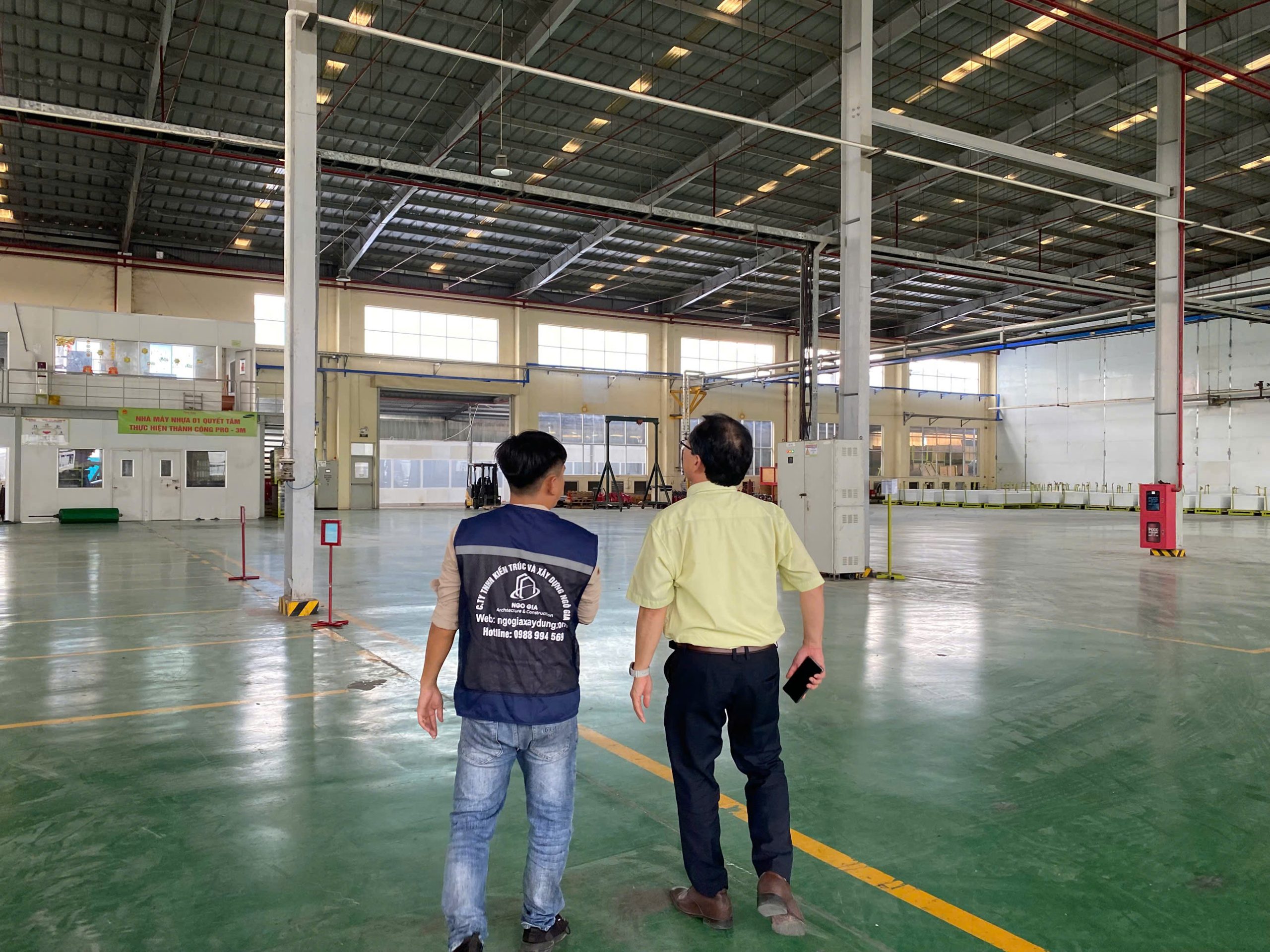 thi công hệ thống làm mát nhà xưởng