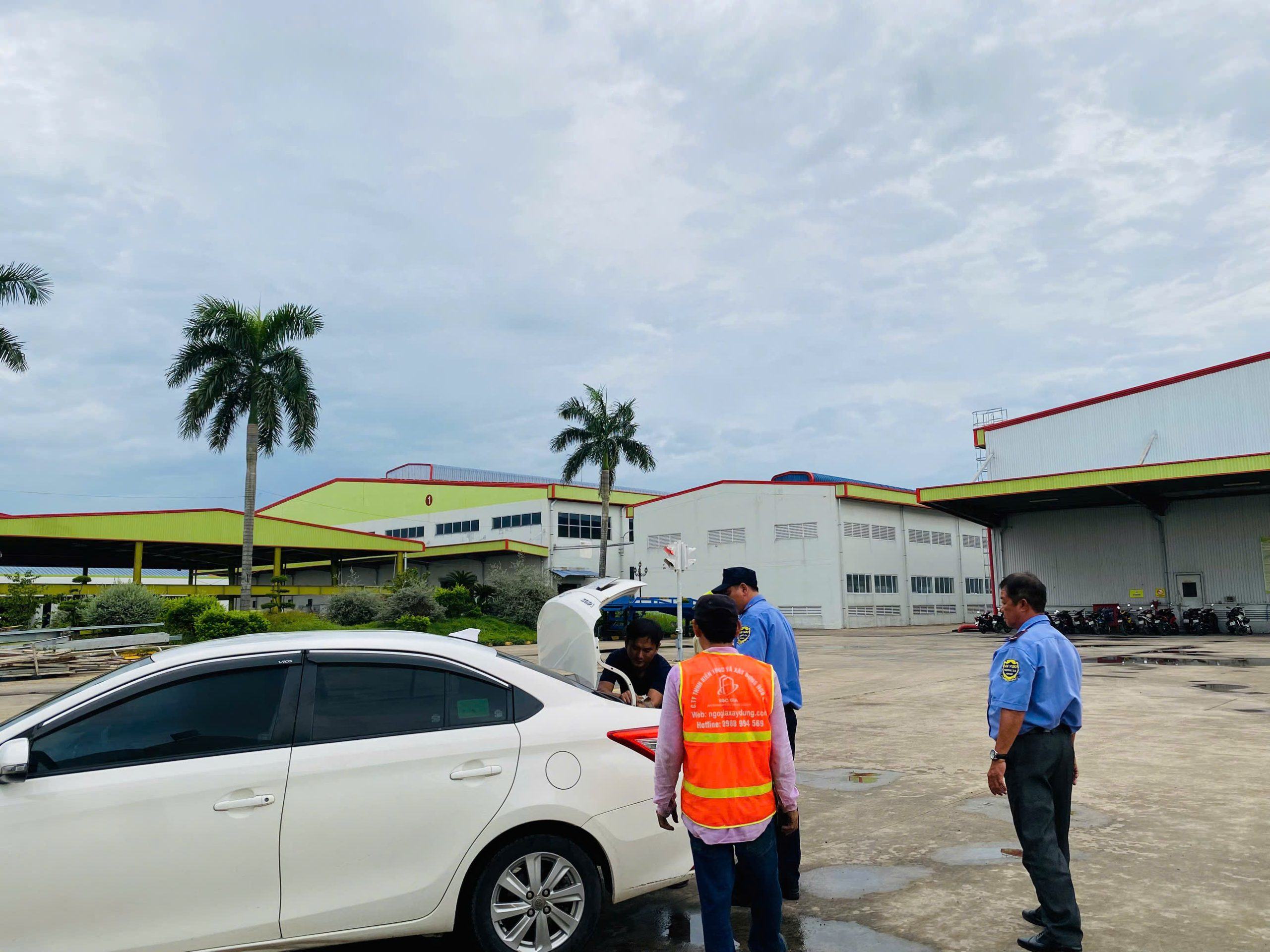 thi công quạt thông gió