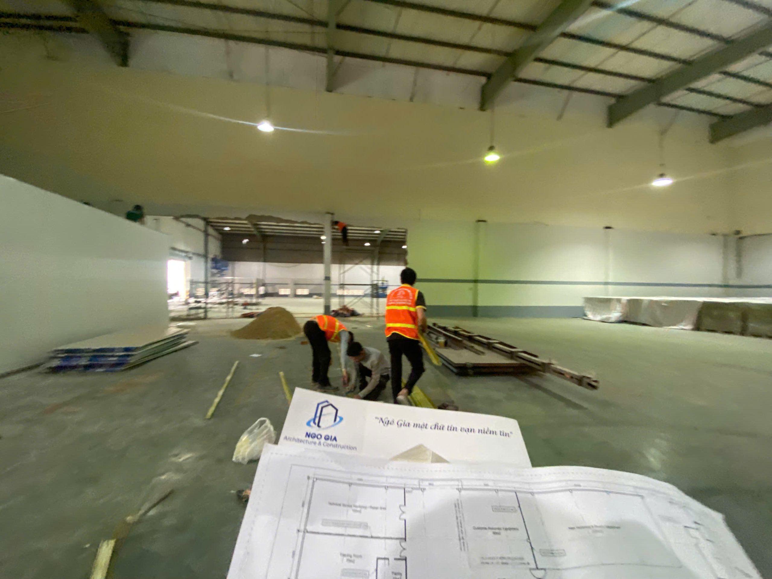 Hoàn trả mặt bằng