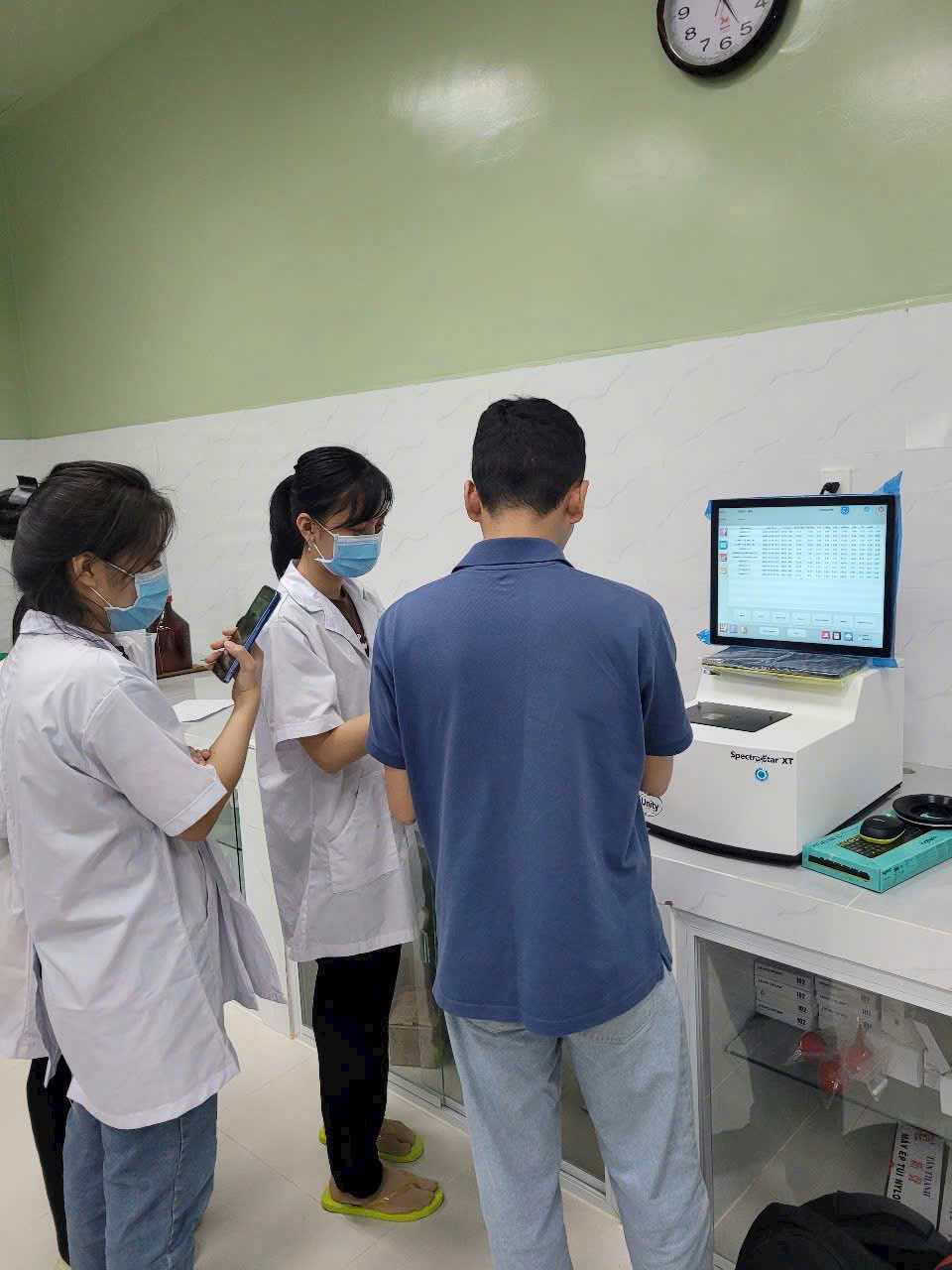 cải tạo phòng xét nghiệm
